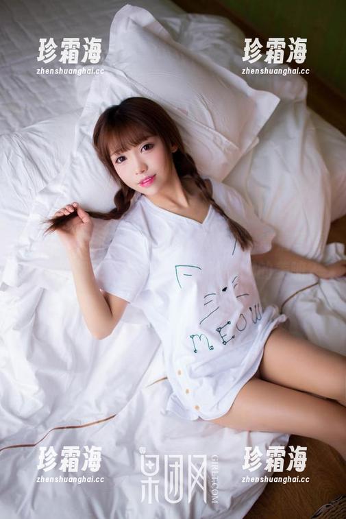 GIRLT果团网-松果儿 GIRLT果团网 - 果敢的松果儿,高清写真集里的裸足,你能想象这种细腻的美嘛?