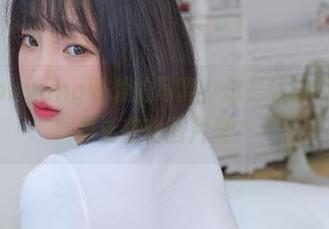 Kang Inkyung可爱的写真,总是让我怀疑我是不是活在动画片里?