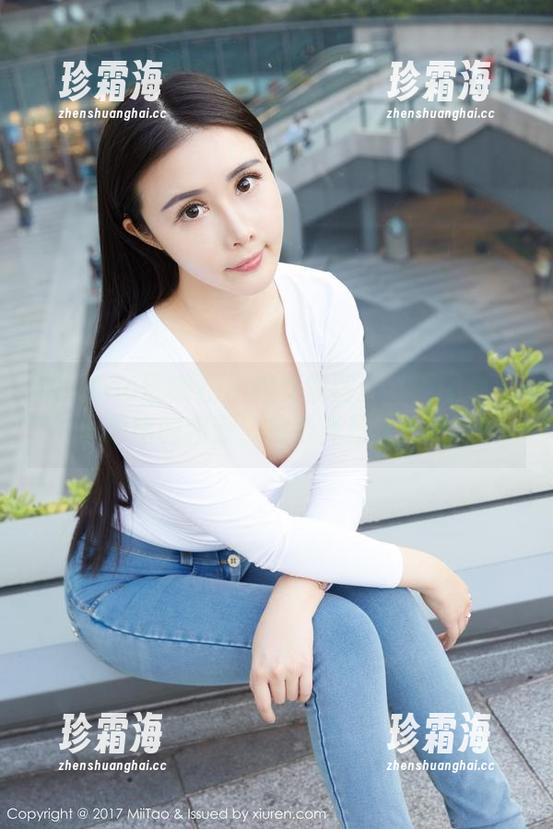 MiiTao蜜桃社-许思铭 MiiTao蜜桃社 - 修女套图:当严谨遇上许思铭的幽默,效果竟是这一等!