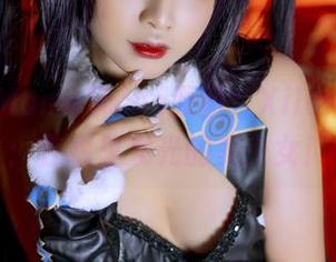 Sayo Momo玩cos原图,Xilonen上线:在水里发光的美少女!