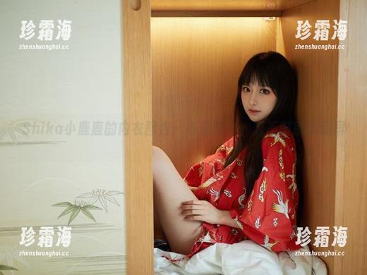 Shika小鹿鹿 Shika小鹿鹿的内衣图包:高清照片,时不时就想舔屏。