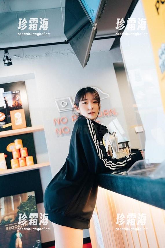 嗨，资源表露无遗：Sonson(손손)的绿松石兔女郎，快看这身材与色彩