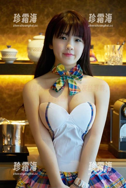 TuiGirl推女郎-松果儿 TuiGirl推女郎 - 松果儿的灰丝写真,撩拨我的眼球