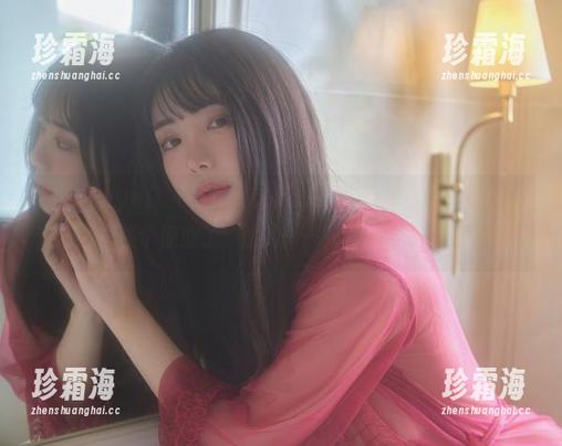 看完wuyo(우요)的ArtGravia写真，我觉得我也该考虑换个职业了，比如……吃零食专业评委？