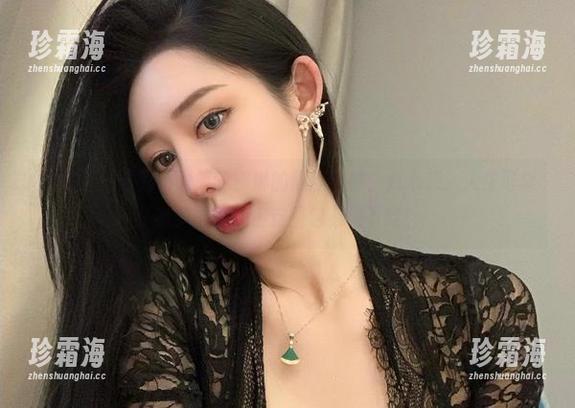 不爱笑的赛琳 微密圈 - 面对不爱笑的赛琳的黑丝连体,我心想:人生可以有多重要?但这图包必须下载!