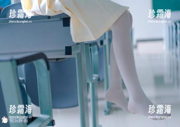 兔玩映画 兔玩映画的肉丝和白丝套图,更新得有点欲说还休,细节好丰富啊。