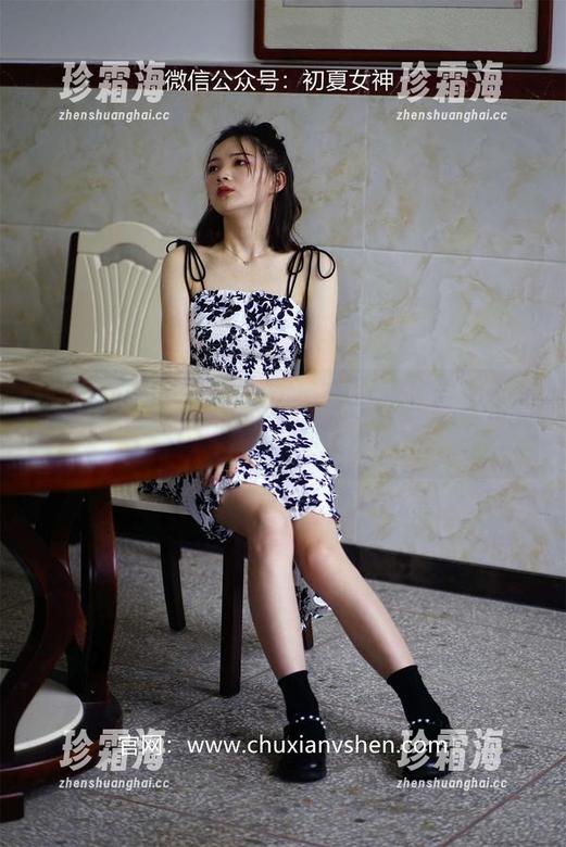 初夏女神-安妮 初夏女神 - 安妮的灰丝-每更新一次,束缚感加倍!