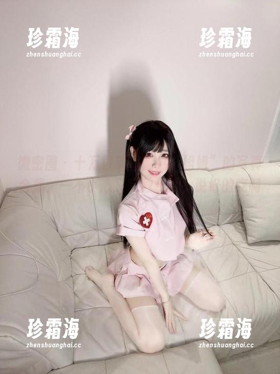 十万口草莓粥粥 微密圈 - 十万口草莓粥粥“姐姐”的写真合集:一不小心又完败于她,说好的克制呢?