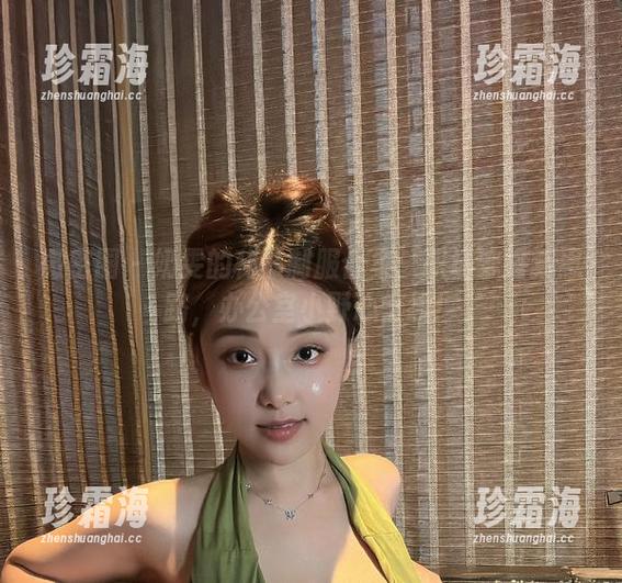 奶雯 微密圈 - 奶雯的秘书制服合集:职场穿搭新思路,办公室小野心上线!