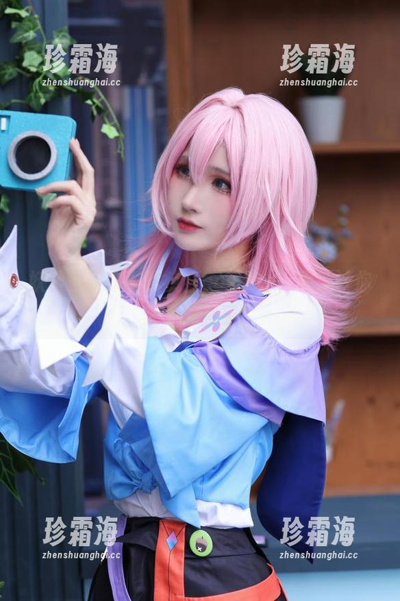 妖君白研 妖君白研来带你疯狂cos女仆,保证让你天天想回家!