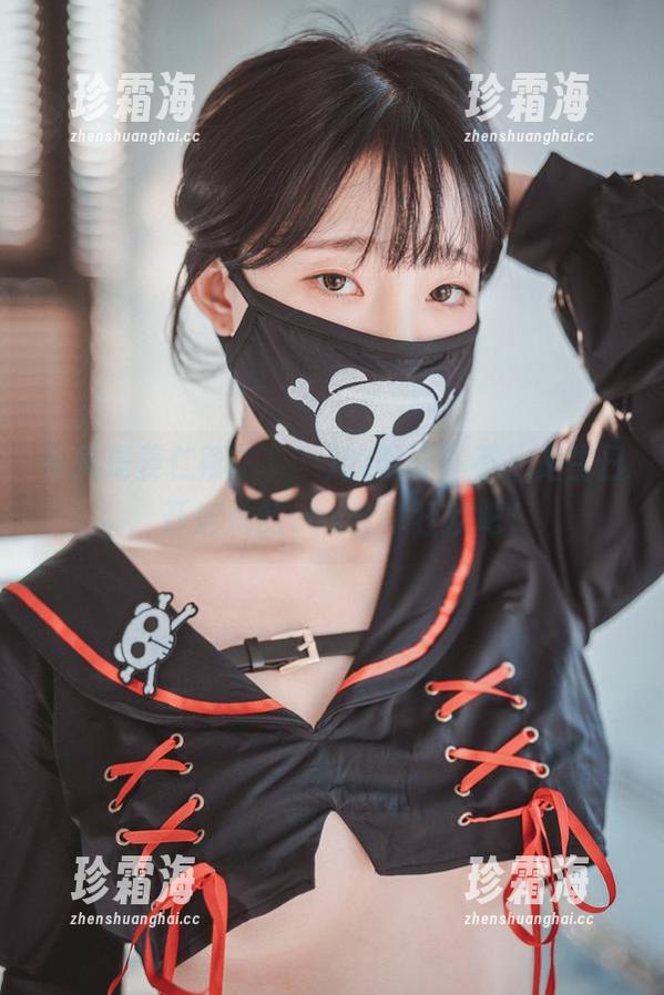 今天是姜仁卿(강인경)的尾牙？不，是生日，开启她的cos分享狂欢吧！