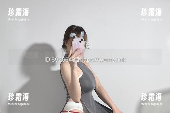 婉柔yyyy 微密圈 - 婉柔yyyy写真:油亮还是身陷光泽的陷阱?