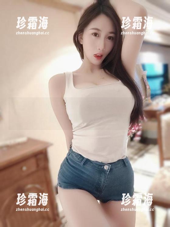小玉吃果冻 微密圈 - 小玉吃果冻写真:软萌妹纸的大头贴,甜腻得让人想嫌弃