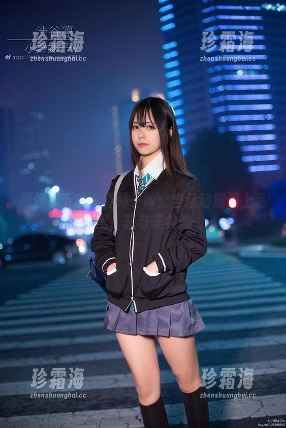 小野妹子w 摄像机下的小野妹子w:当运动服遇上私房,悲与美共舞
