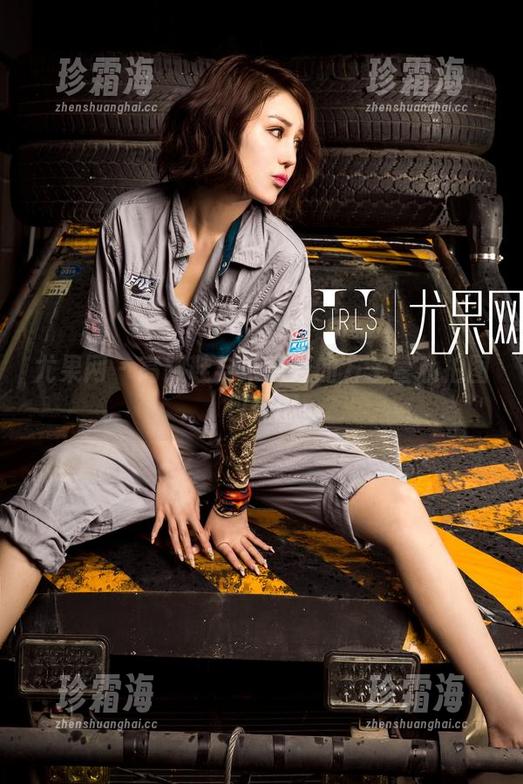 尤果网-方子萱 尤果网 - 高跟鞋与未完成的方子萱私拍图包怪圈