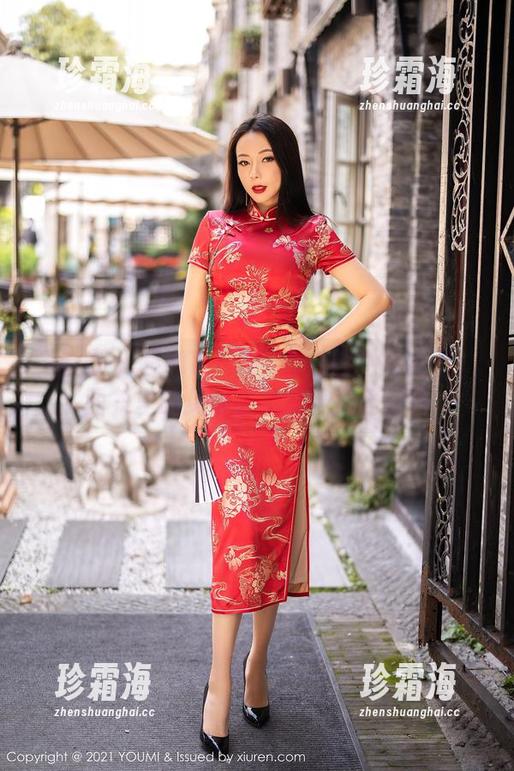 尤蜜荟 - 娜娜TINA与粉色的绝妙合作：图集里的见面会和超级搞怪写真