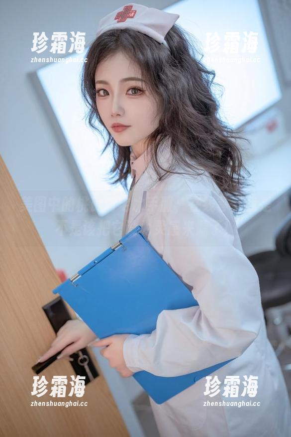 美图中的桃良阿宅水手服，在线等，我是不是该把它设为灵感来源了！