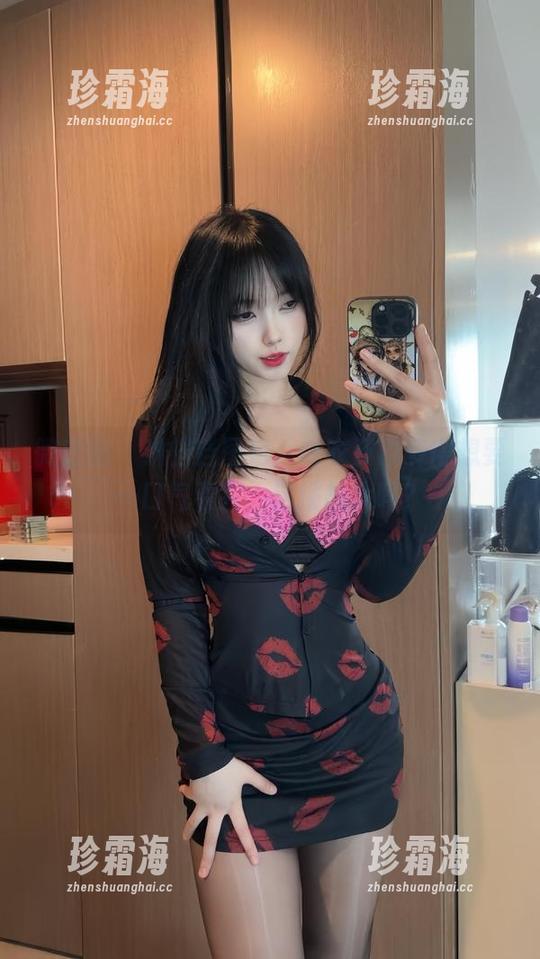 琳铛铛 微密圈 - 琳铛铛图包,内衣资源多得想要一口气看完,这挑战大吗?