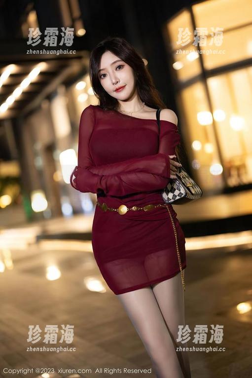 秀人网 - 佩戴和服的晚苏susu，最新分享间的随性小确幸。