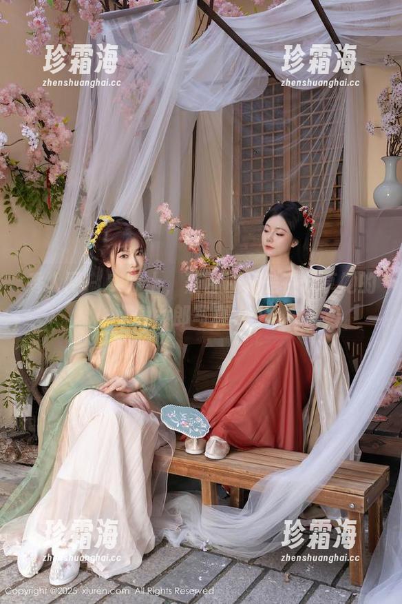 秀人网-燕甘甘 秀人网 - 实际上,燕甘甘只是在分享她的兔女郎写真人生