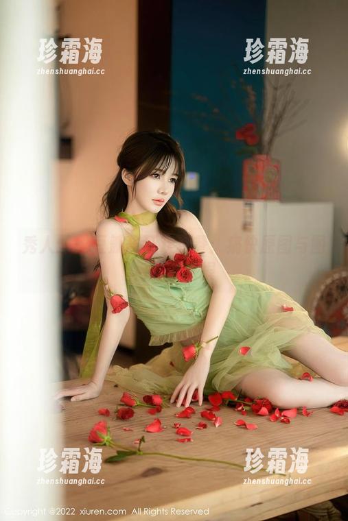 秀人网-豆瓣酱 秀人网 - 豆瓣酱狂欢套餐:痛快原图与图包一手掌握