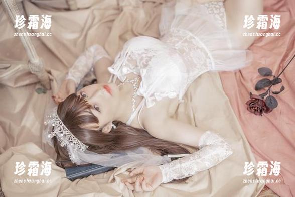 脱尾巴Mizuki 脱尾巴Mizuki在皮衣中COS了不同的自我,转眼让人忍不住多看几眼