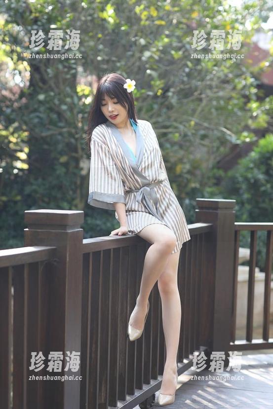 魔镜街拍 魔镜街拍在线,运动系甜美女生,快速刷一下,图片中有谁不小心被她们的可爱闪到了?